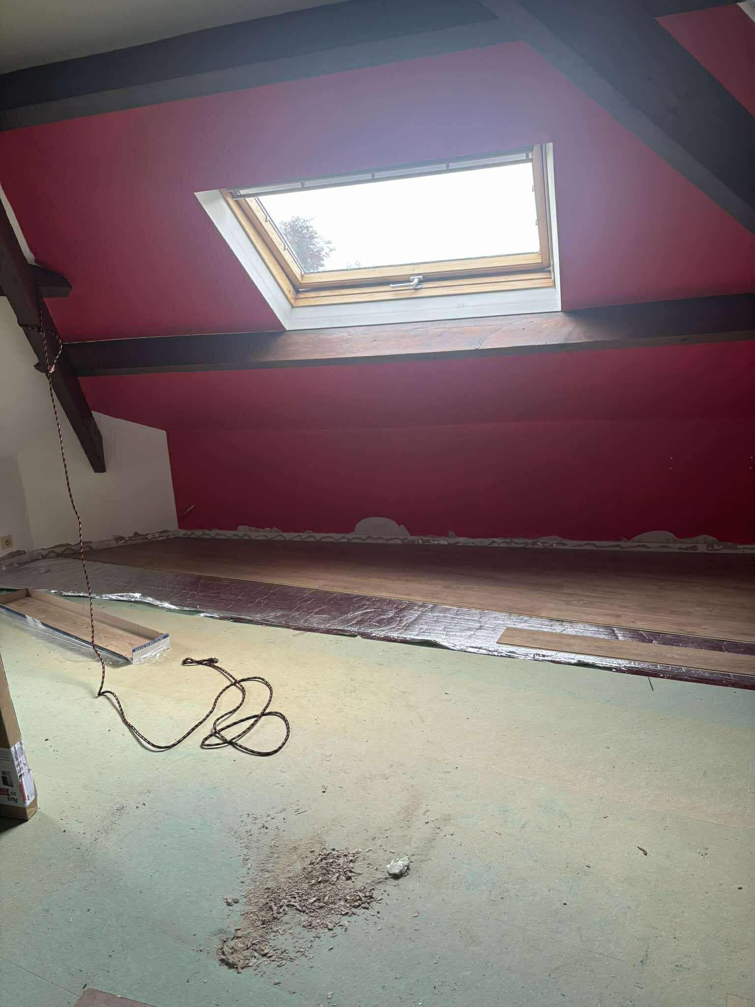 Rénovation complète – Grenier & Salle de bain – avant 1